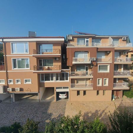 Guest House Rona - Free Parking And Sea View Sveti Vlas Exteriér fotografie