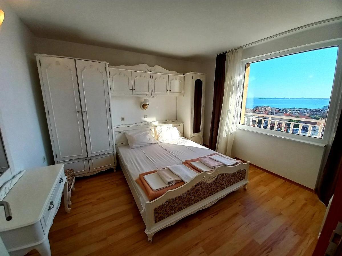 Guest House Rona - Free Parking And Sea View Sveti Vlas Exteriér fotografie